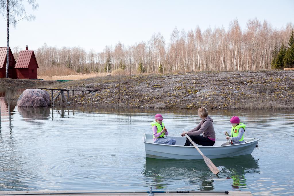 Koveri Holiday Center Экстерьер фото